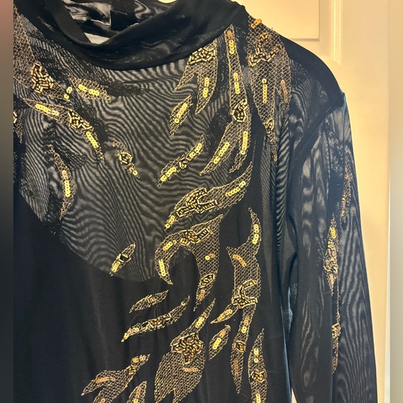 Guess Black Dress with Gold Leaf Accents Guess Black Dress with Gold Leaf Accents